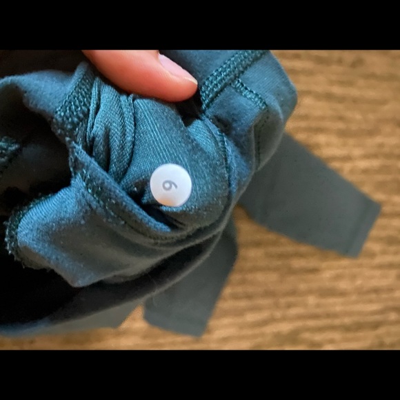 SOLD - Lululemon align leggings - Picture 4 of 4